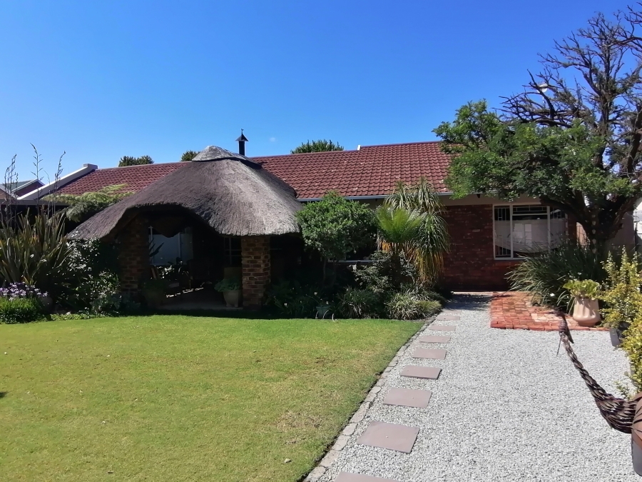 3 Bedroom Property for Sale in Flimieda North West